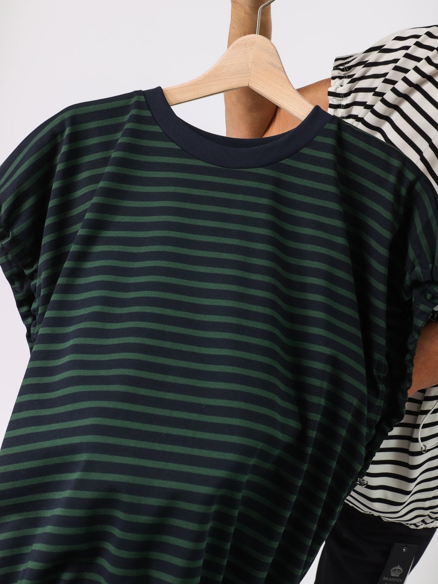 袖口ドロストデザインTシャツ(BRAHMIN)