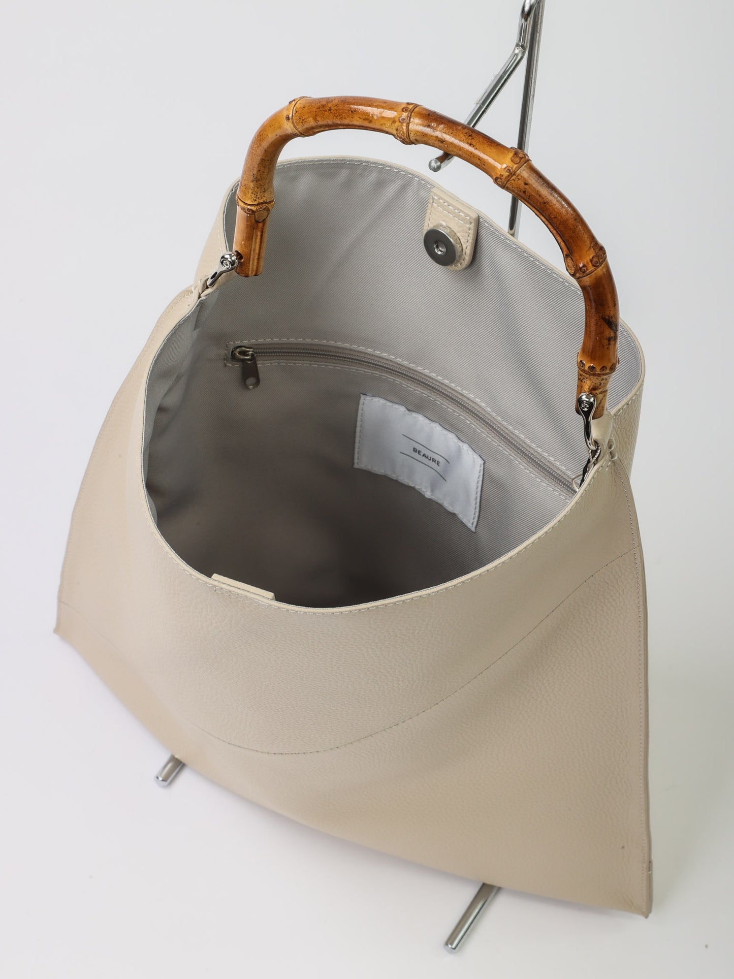 持ち手バンブーレザーバッグ（BRAHMIN)