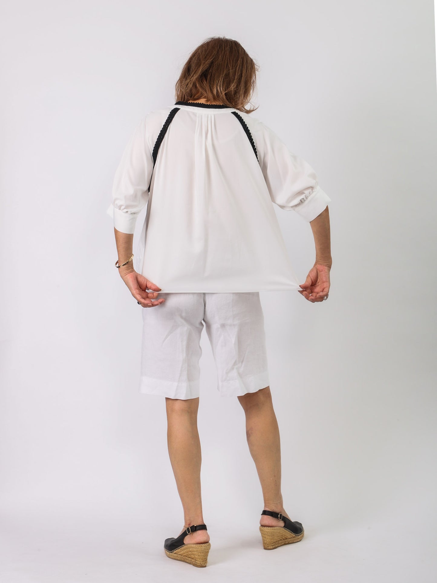 かぎ針デザインブラウス（BRAHMIN）
