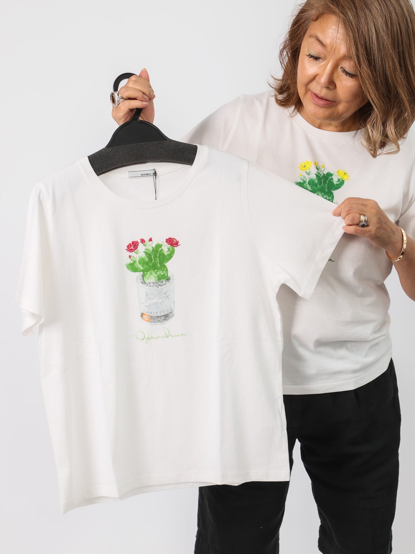 サボテングラフィックTシャツ（BEATRICE）