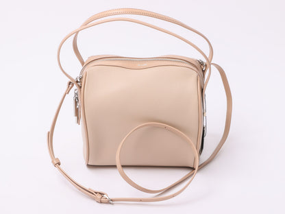 ショルダー付きボストンバッグ（BRAHMIN)